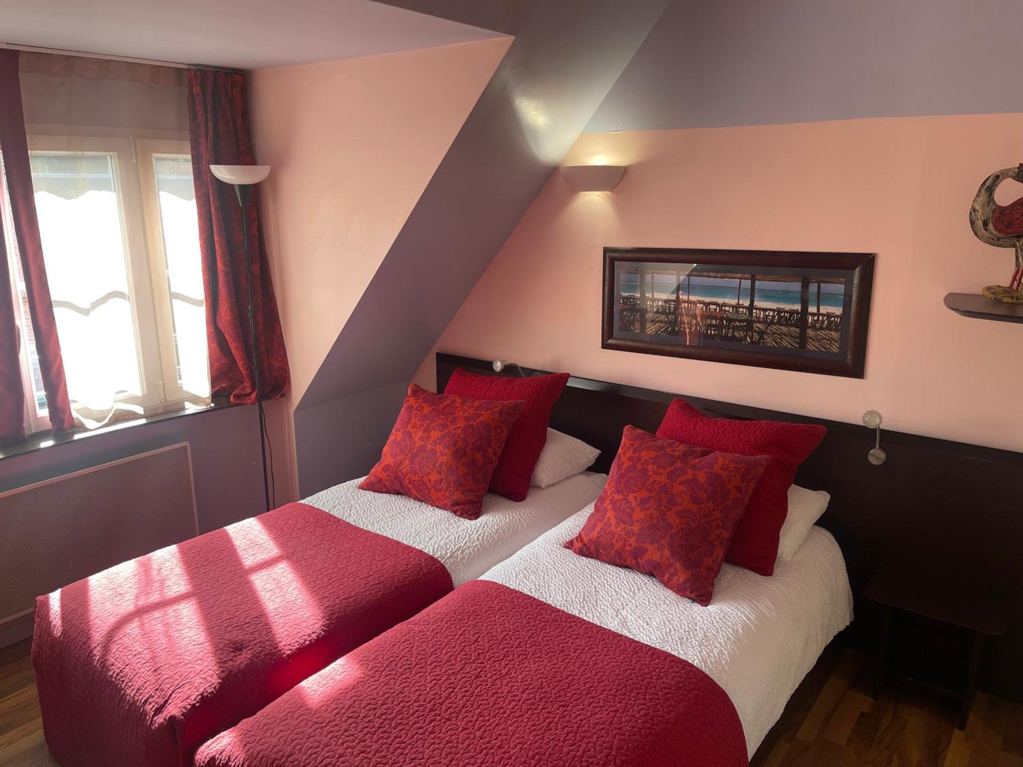 Logis Hotels Le Saint Georges Vendôme Esterno foto